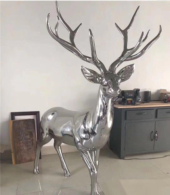 不銹鋼雕塑廠跟您分享不銹鋼雕塑制作過程,你知道不銹鋼雕塑的優缺點嗎？